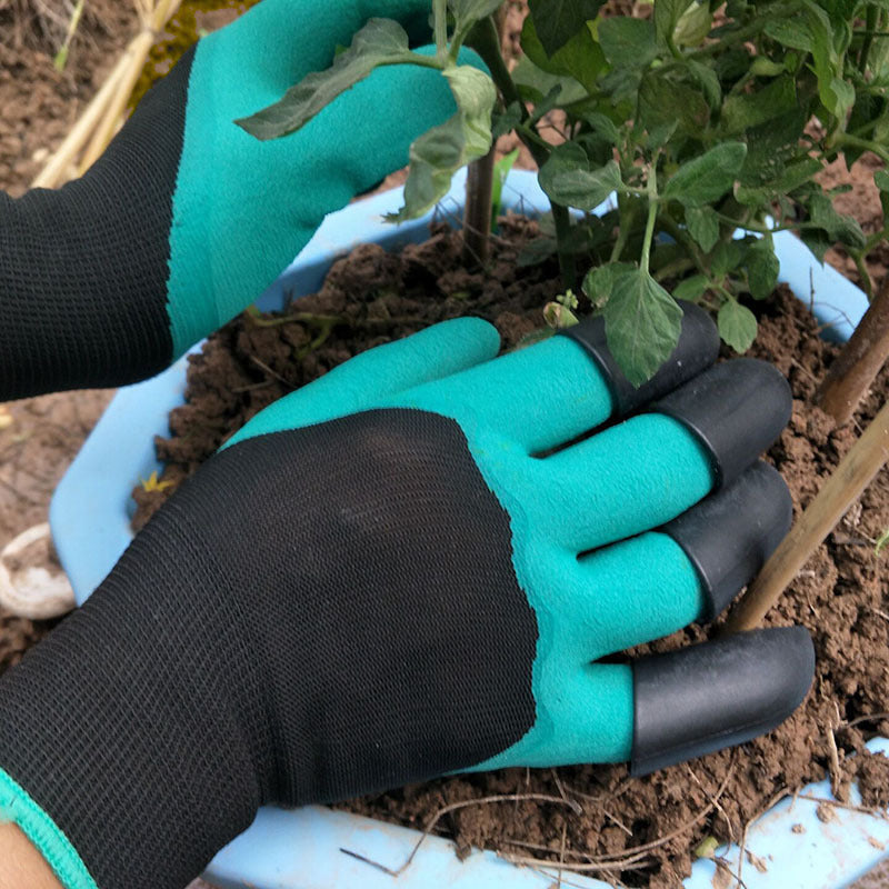 Garden Digging Gloves with Claws