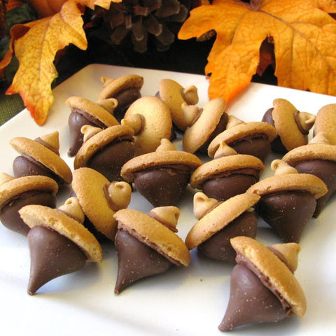 Thanksgiving Acorn Cookies | No bake thanksgiving treats