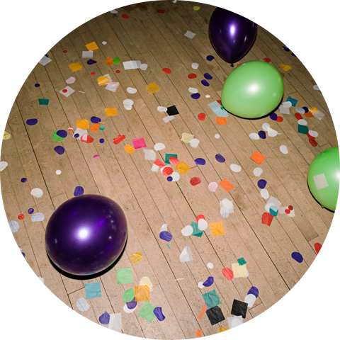 balloons confetti