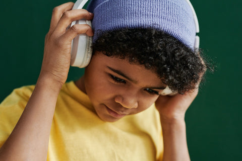Keep Your Kids Engaged with Our Favorite Podcasts and Short Story Playlists for Young Listeners