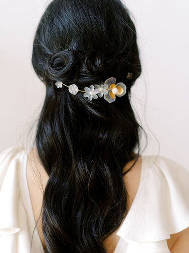 Buy Bridal Hair Adornments | Wedding Headpieces | Hushed Commotion
