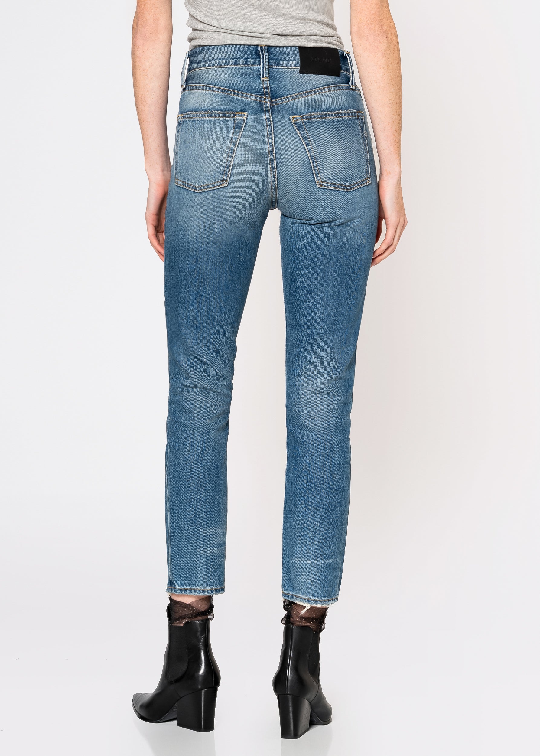 Eve High Rise Crop Slim Straight