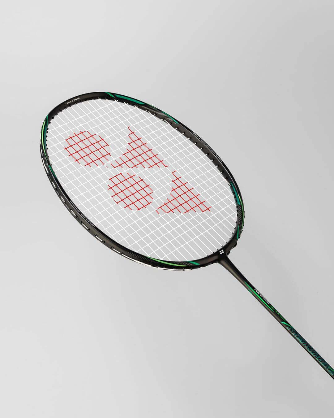 Ракетка для бадминтона yonex astrox