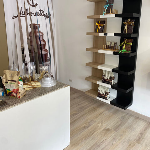 chocolate shop with laminate floor eternal parquet mirabella eclano