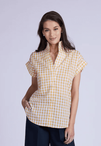 2023 women's fashion top in yellow checkered pattern