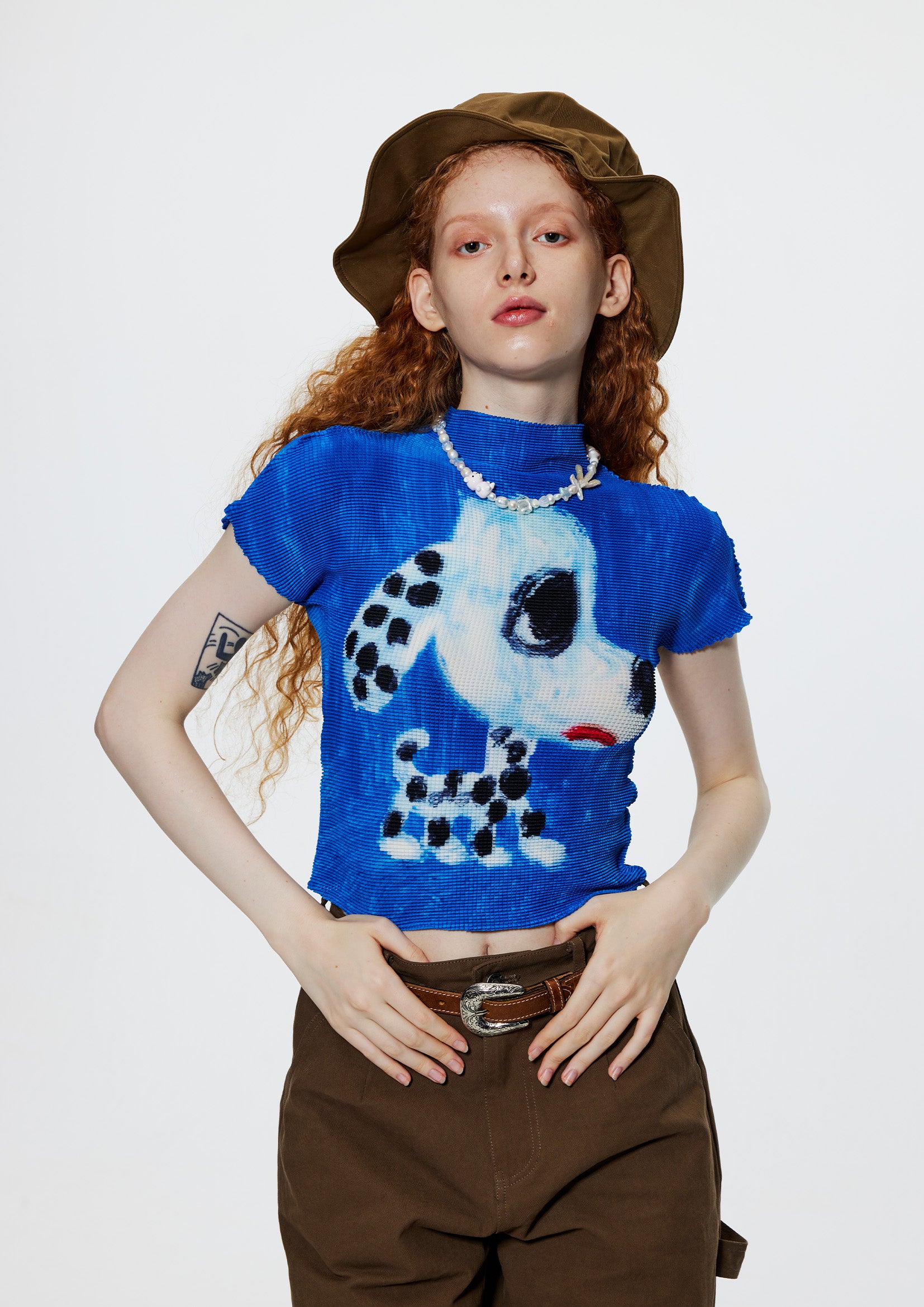 Spotted puppy crinkle stretch crop tee - blue