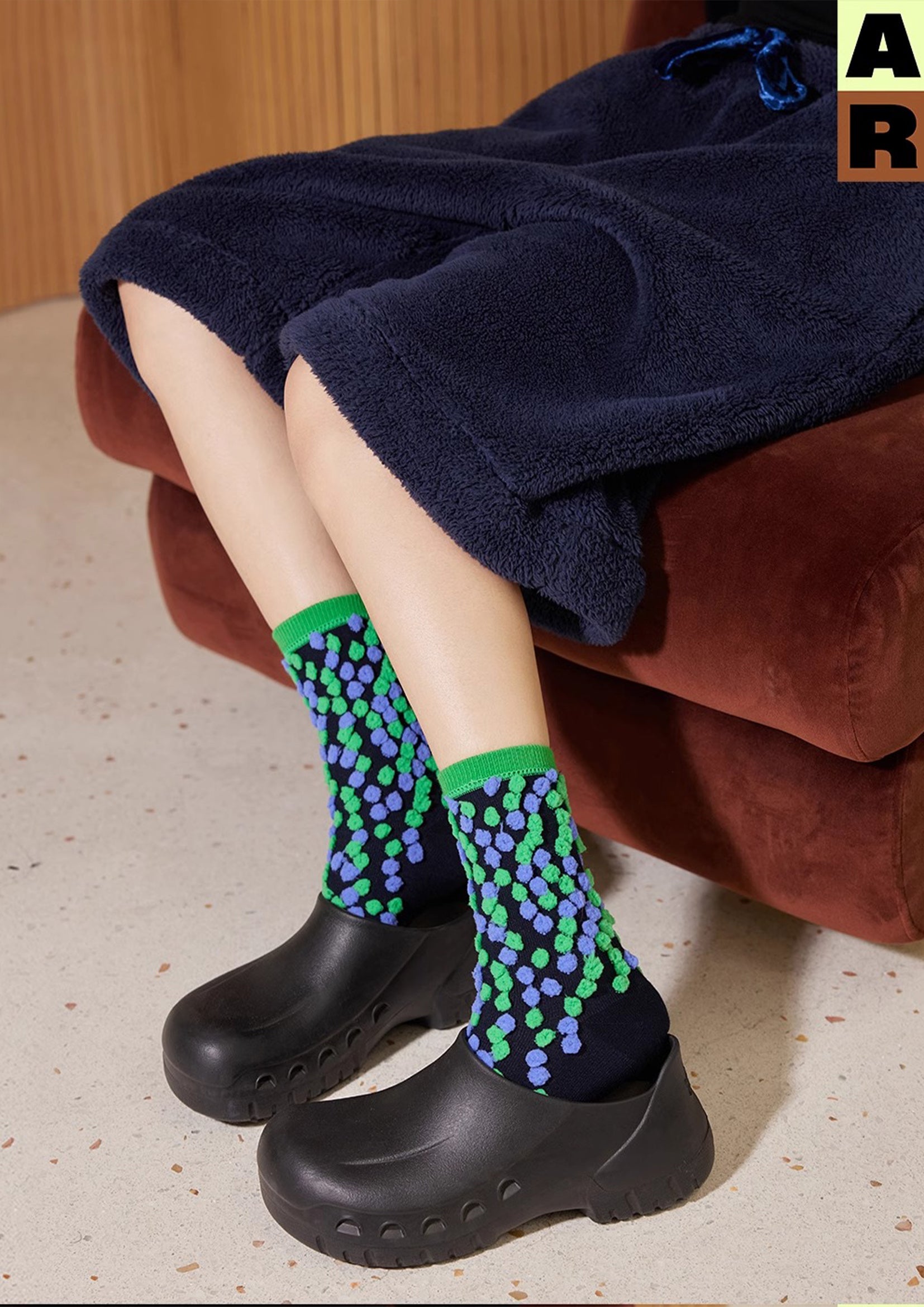 Beans bumpy reversible mid-calf sock - green