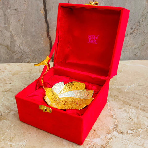 half saree ceremony gifts