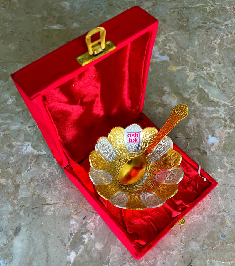 GOLDGIFTIDEAS 4 Inch Gold-Silver Plated Peacock Serving Bowl with Spoon,  Return Gifts, Brass Dry Fruit Bowl for Gift