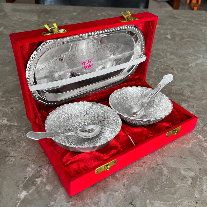 Floral White Metal Bowl Set, For Gift, Daily Use