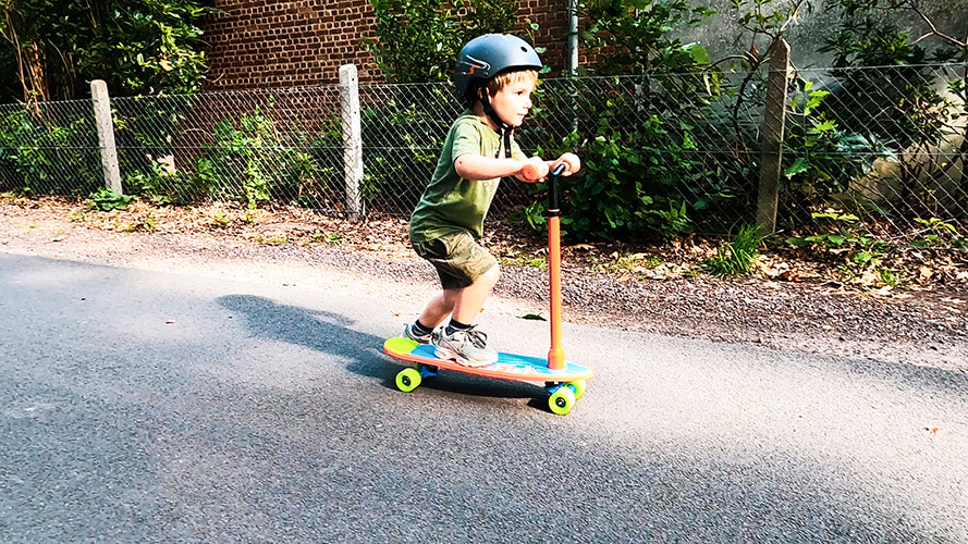 Skatieskootie personaliseerbaar skateboard en scooter 2-in-1 – CHILLAFISH -