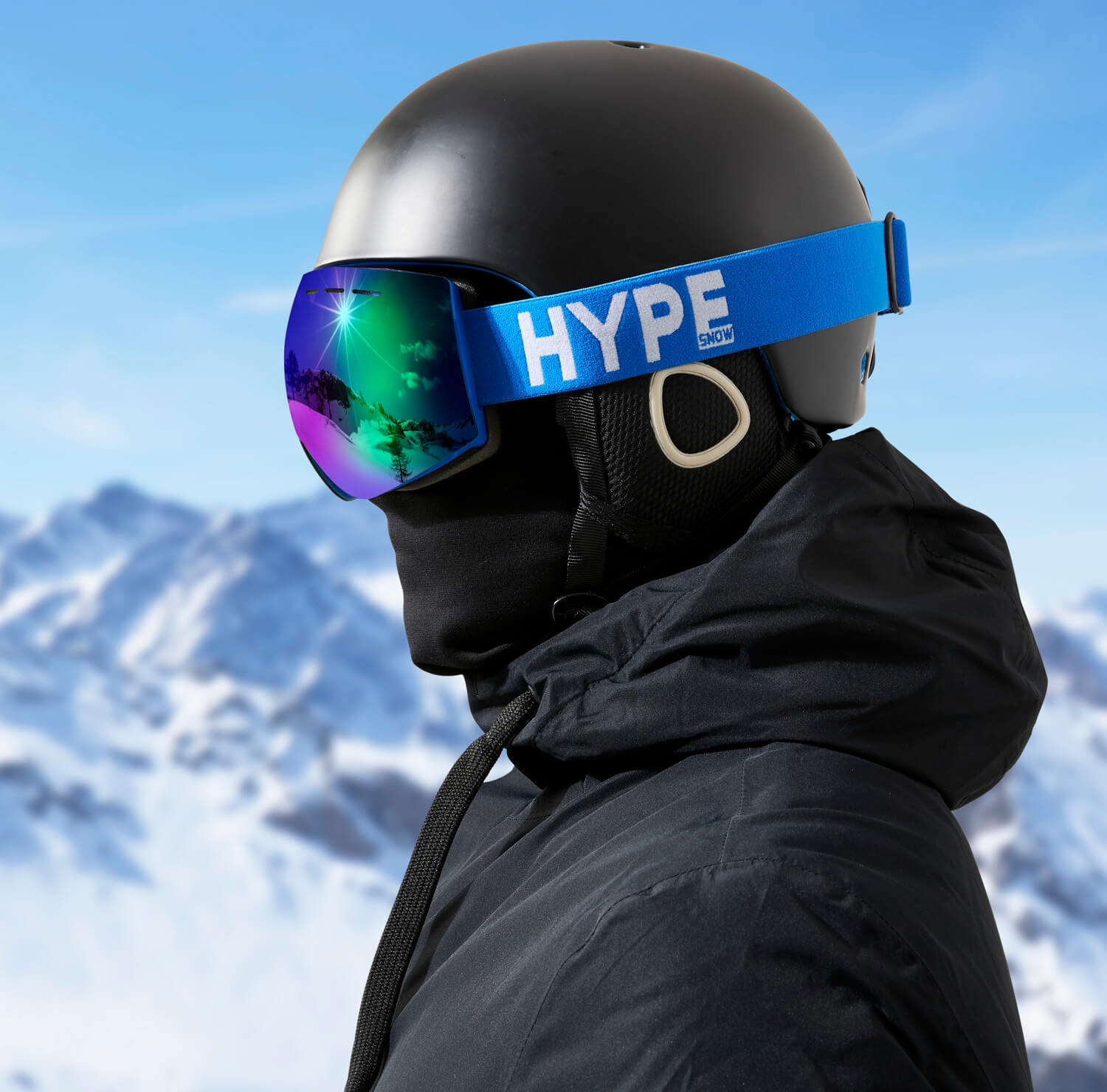 black snow goggles