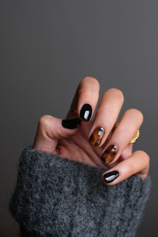All The Nail Colors You Should Try Out This Fall - VIVA GLAM MAGAZINE™