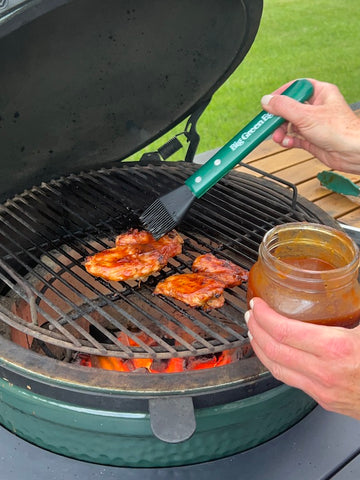 Grill chicken thighs on the Big Green Egg