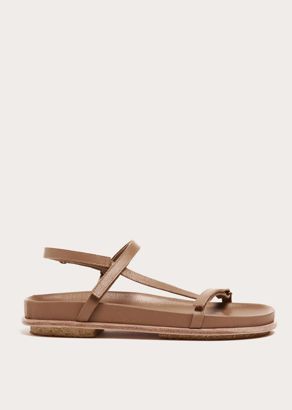 Isabel Sandals by Mari Giudicelli in Marrom – Frankie Shop Europe