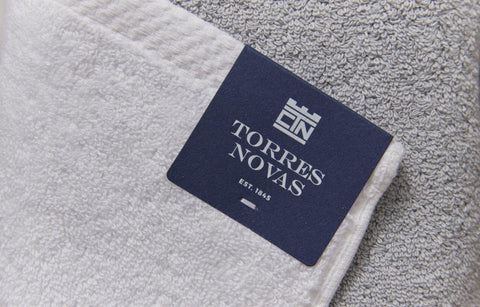 Torres Novas Label