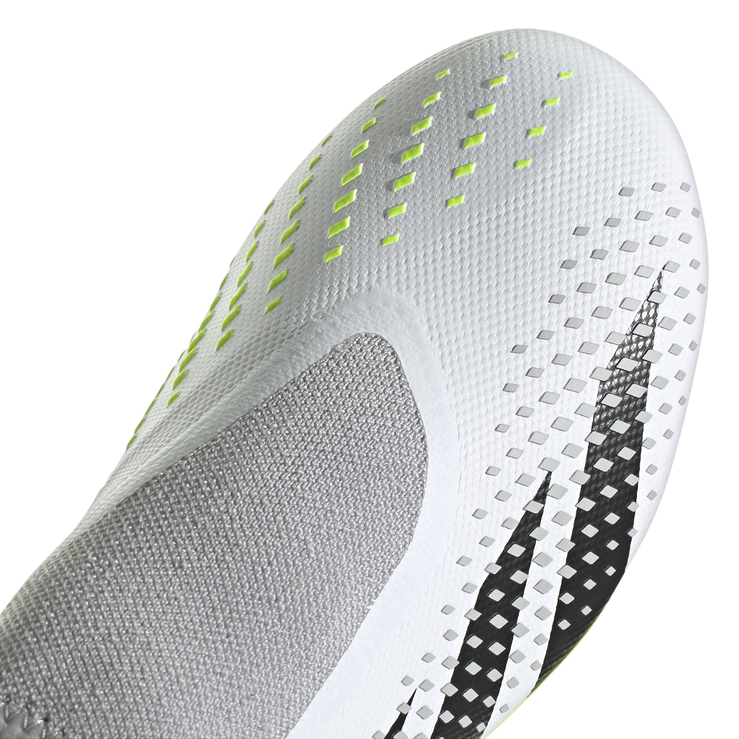 GZ0021 8 FOOTWEAR Photography DetailView2 white