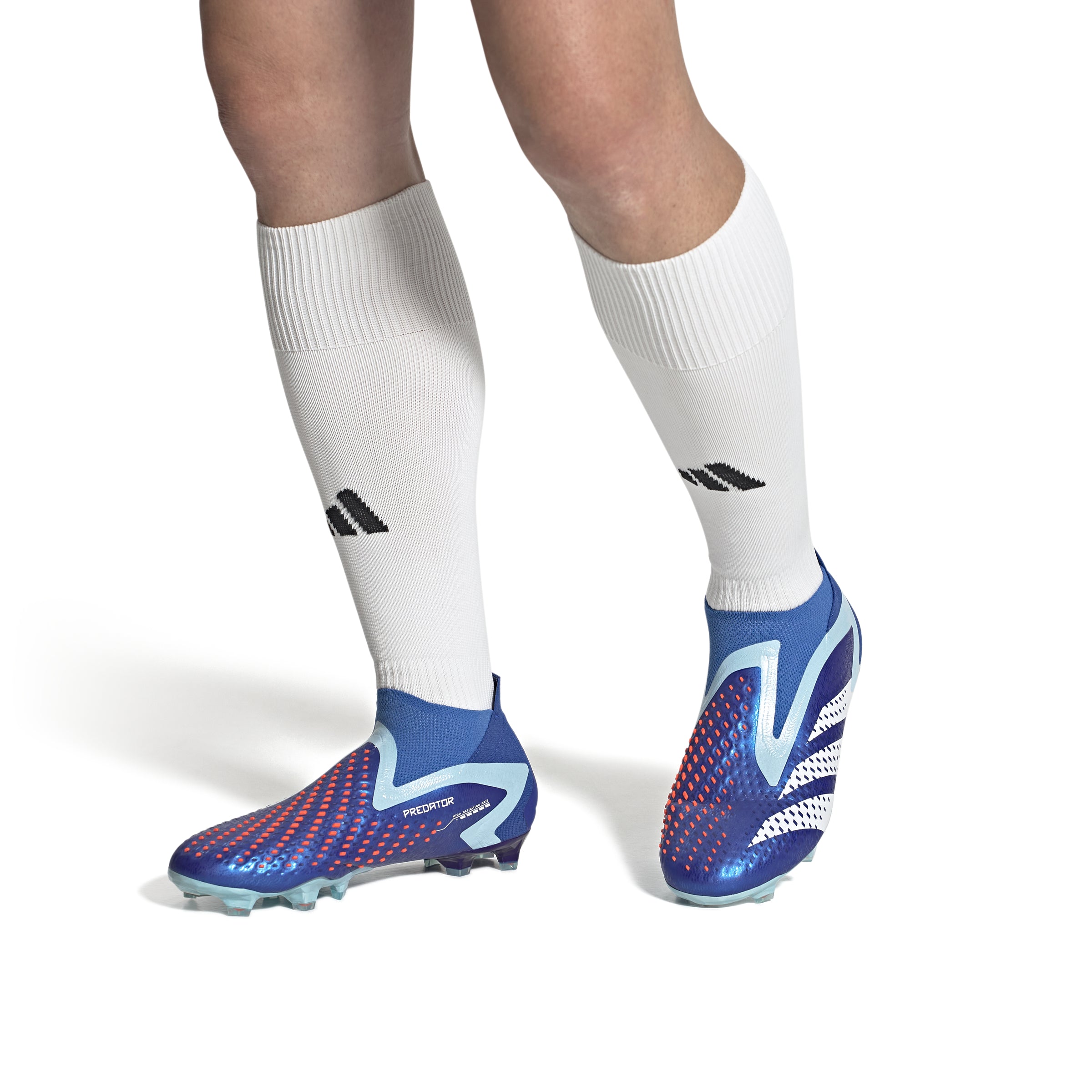 GZ2606 10 FOOTWEAR OnModel FrontView white