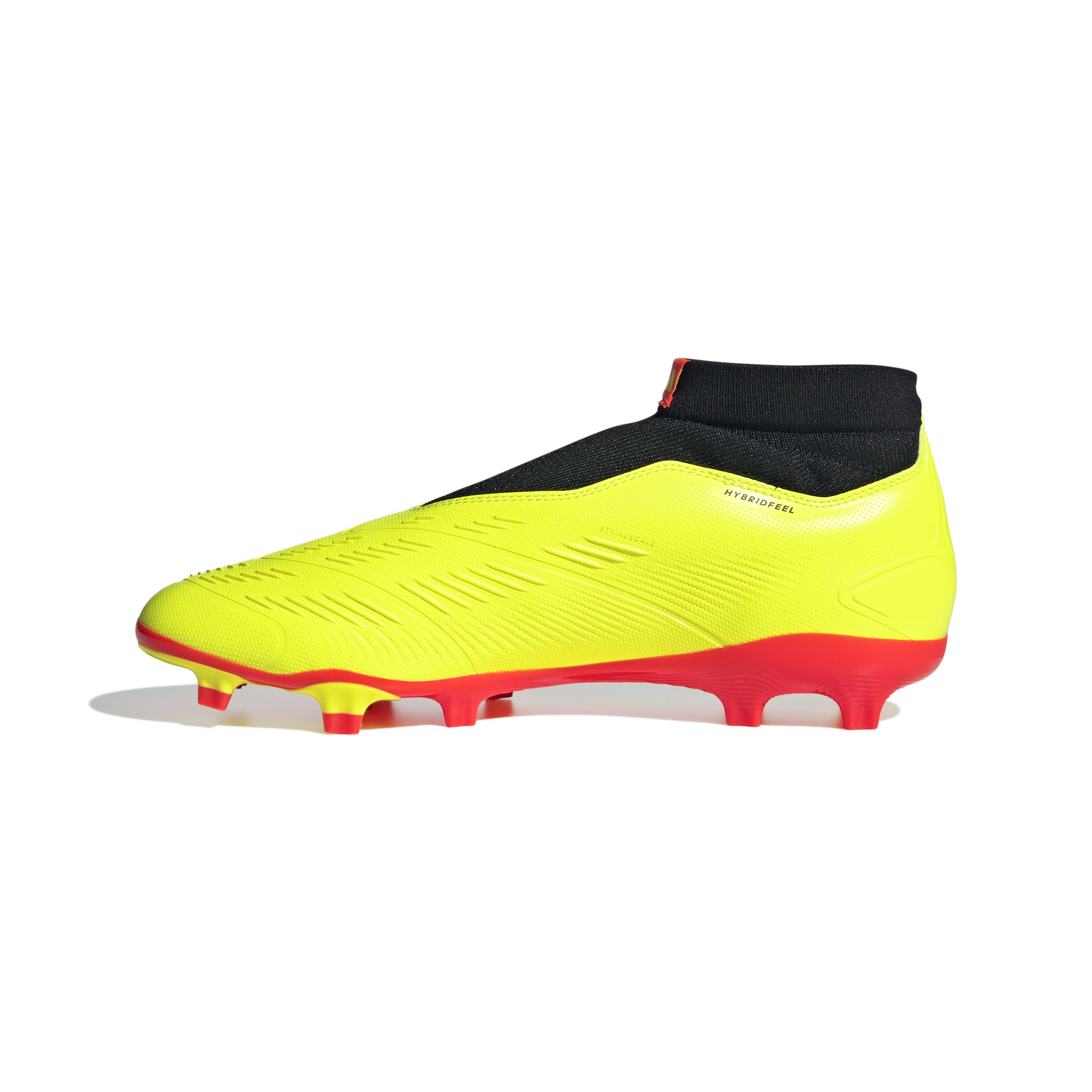 IG7766 4 FOOTWEAR Photography SideMedialCenterView white