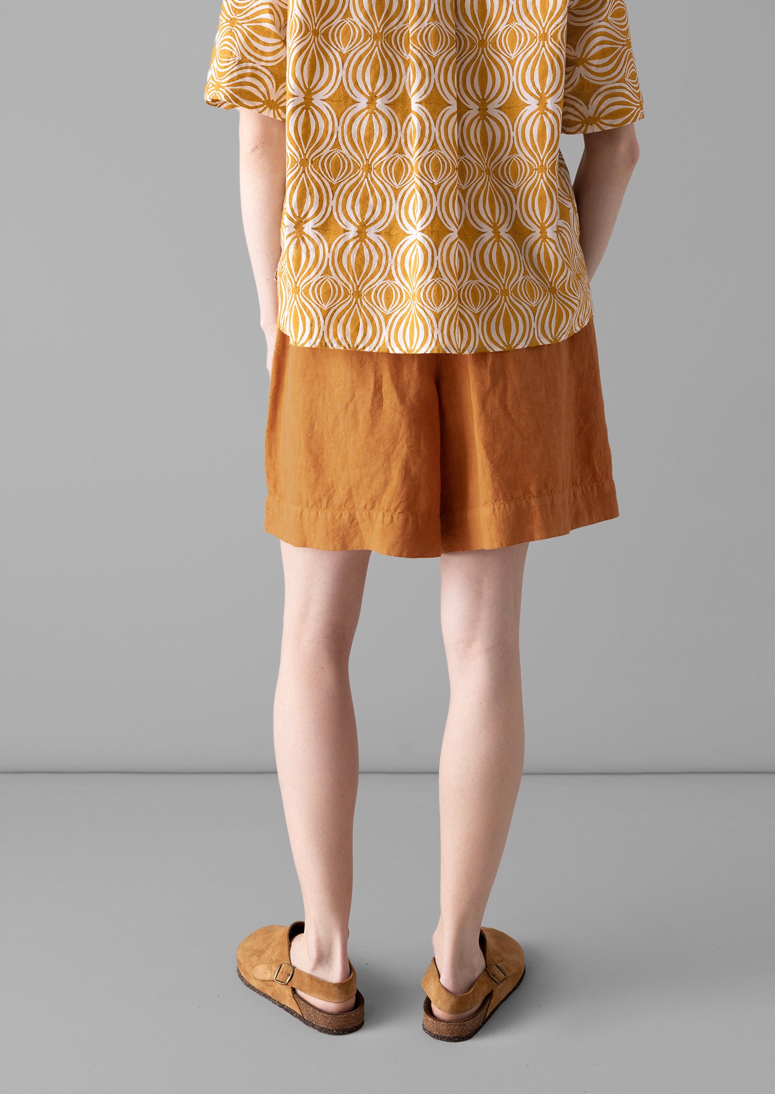 Garment Dyed Linen Shorts | Marigold