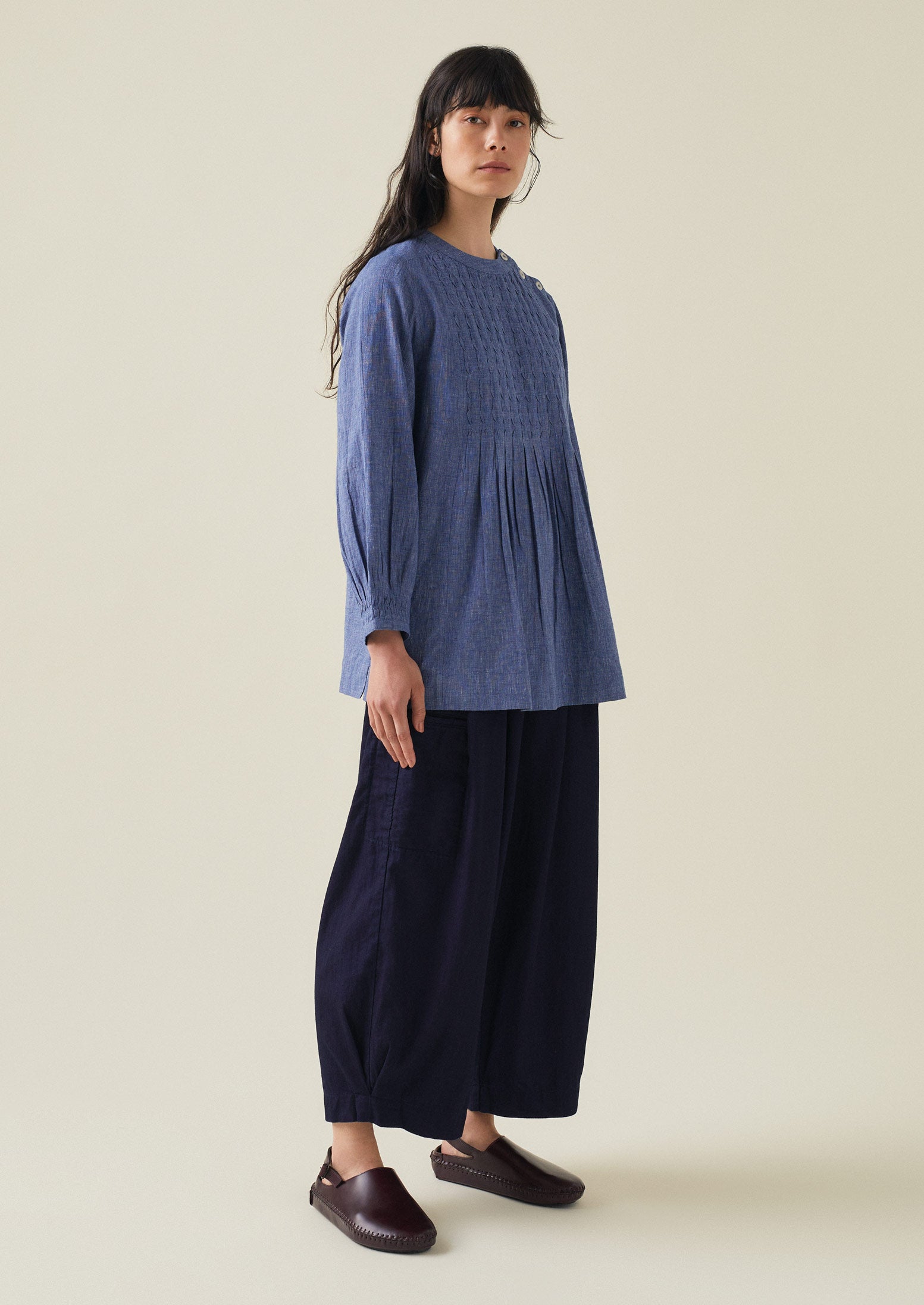 Pintuck Cotton Linen Top | Chambray Blue