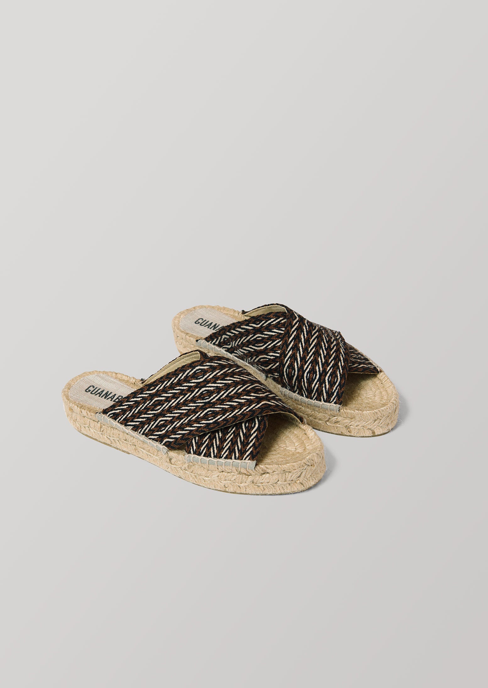 Guanabana Hand Woven Espadrilles | Black/Brown