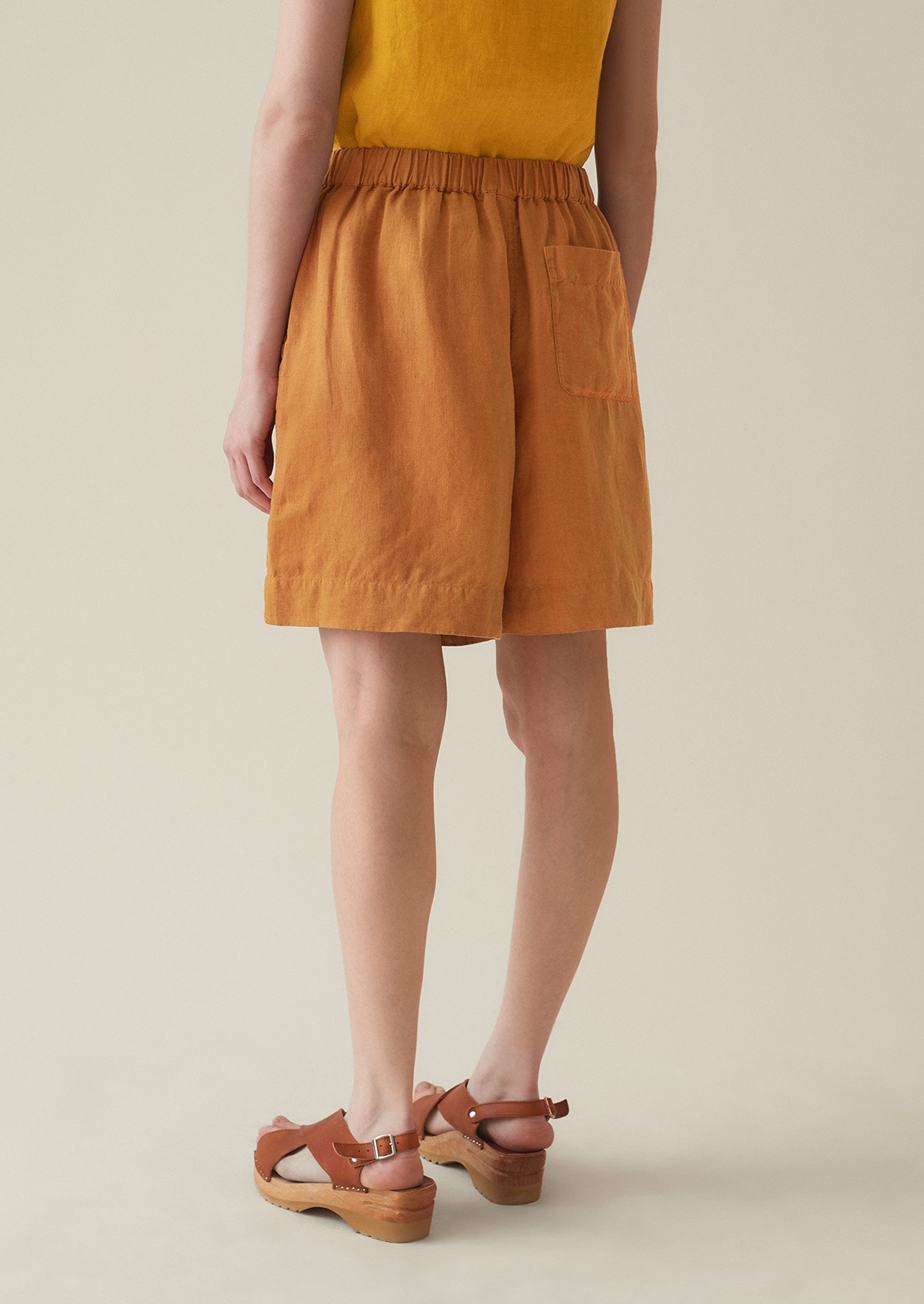 Linen Garment Dyed Shorts | Copper