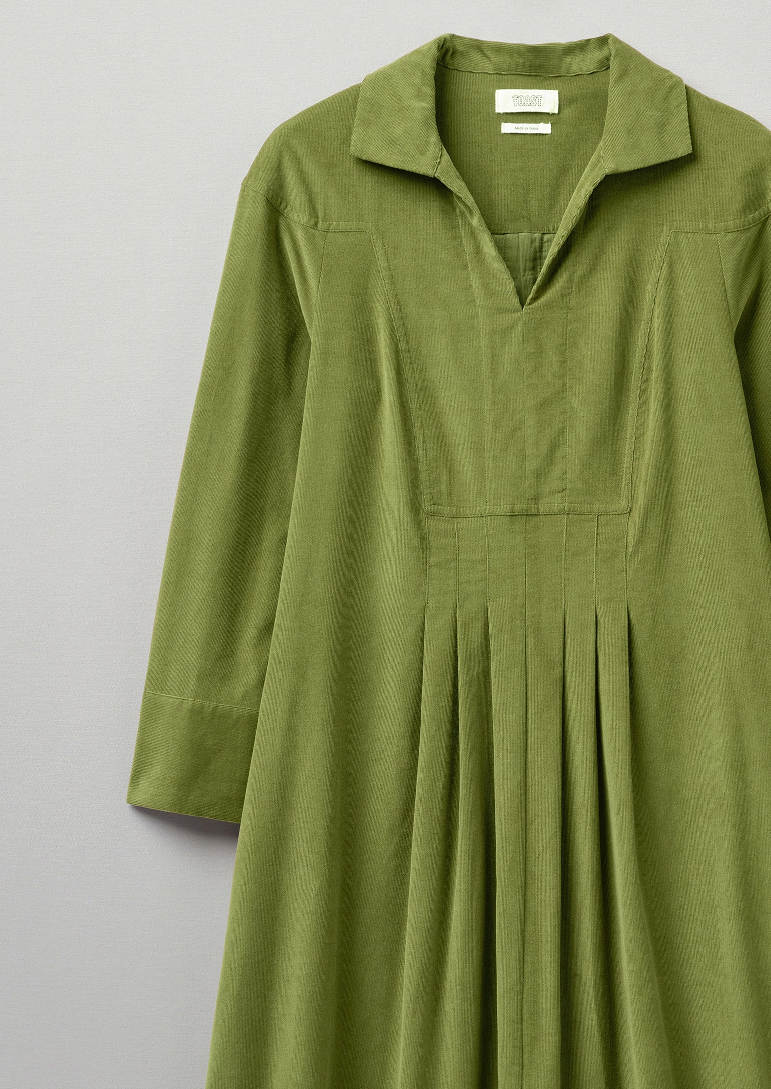 Pleated Organic Needlecord Dress | Antique Olive