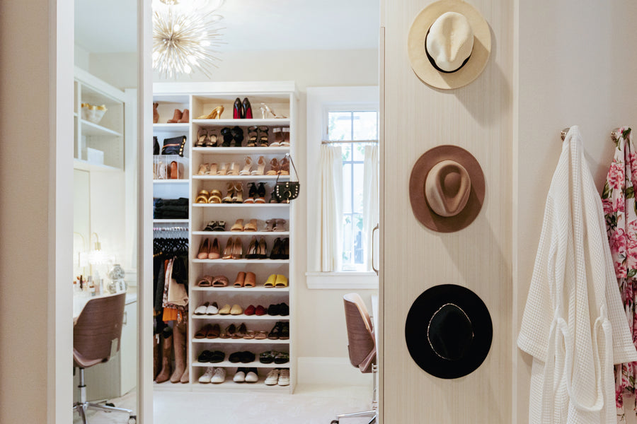 Anatomy of a NEAT Linen Closet