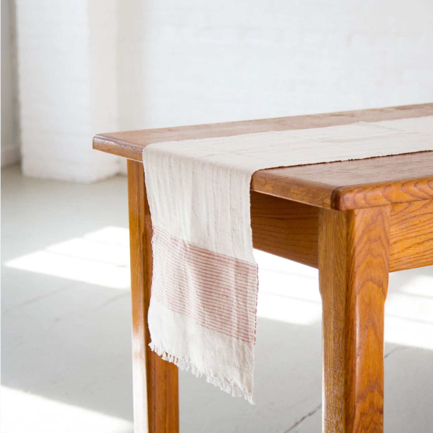 HYGGE CAVE | TABLE RUNNERS