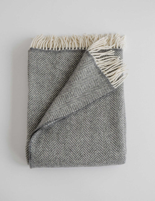 MERINO CASHMERE HERRINGBONE THROWS