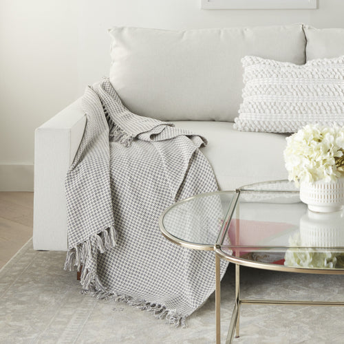 GRAY AND WHITE THROW BLANKET