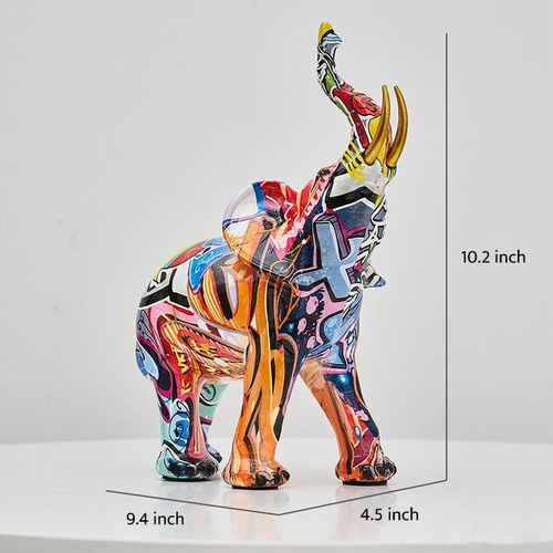 COLORFUL ANIMAL SCULPTURES