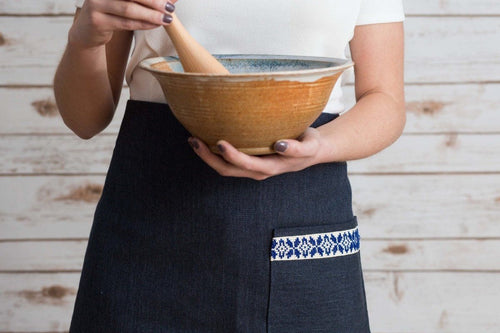 THE BLUE TATREEZ APRON