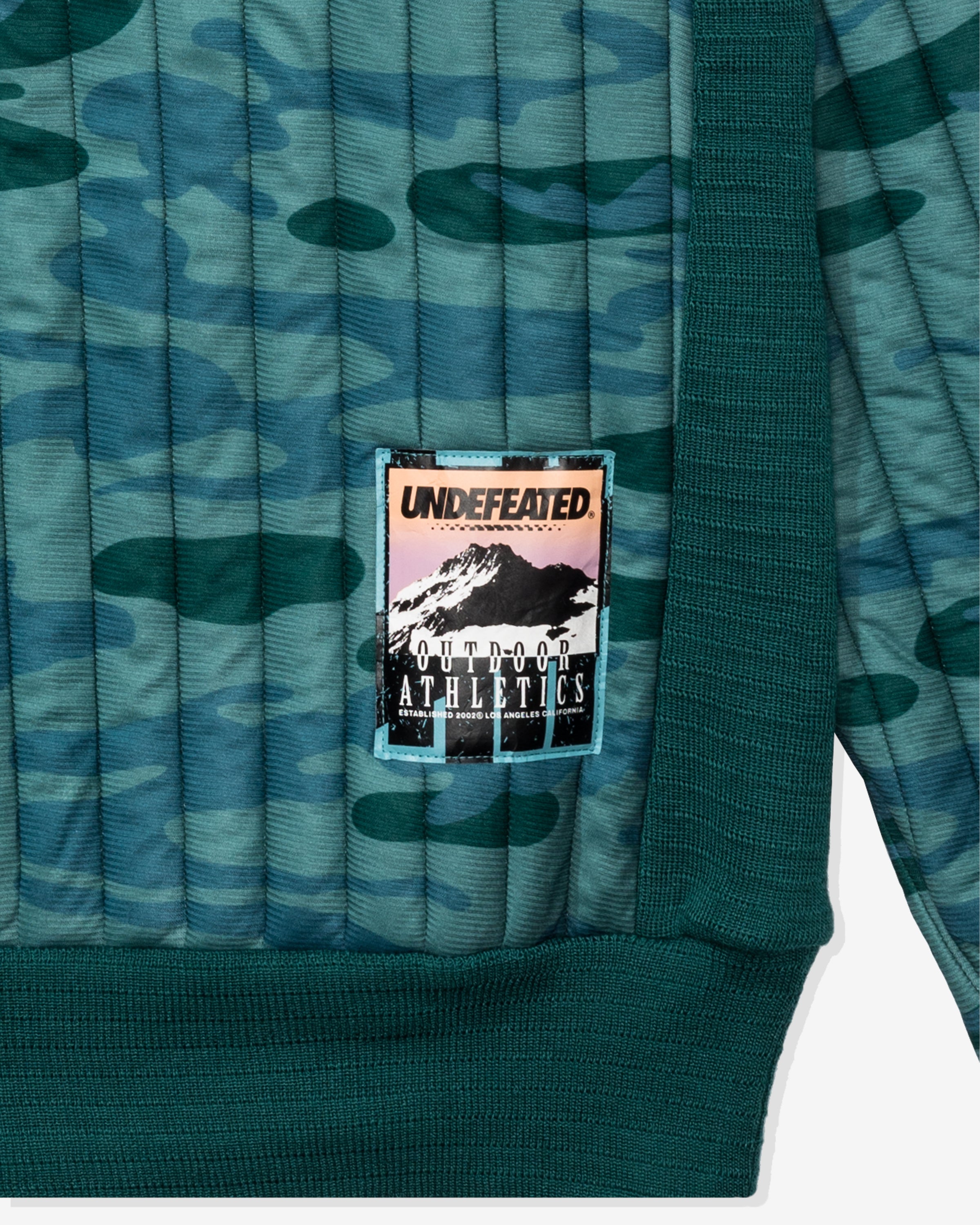UNDEFEATED QUILTED CREWNECK