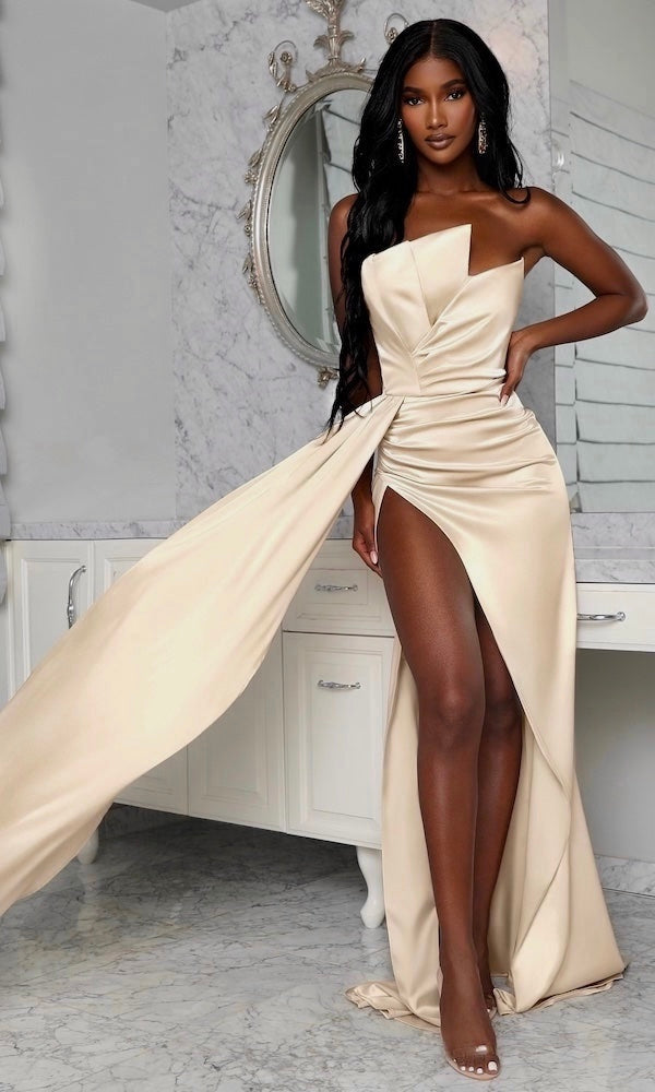 https://cdn.shopify.com/s/files/1/0282/6196/products/Monroe-Strapless-Champagne-Gown-4.jpg?v=1661462102