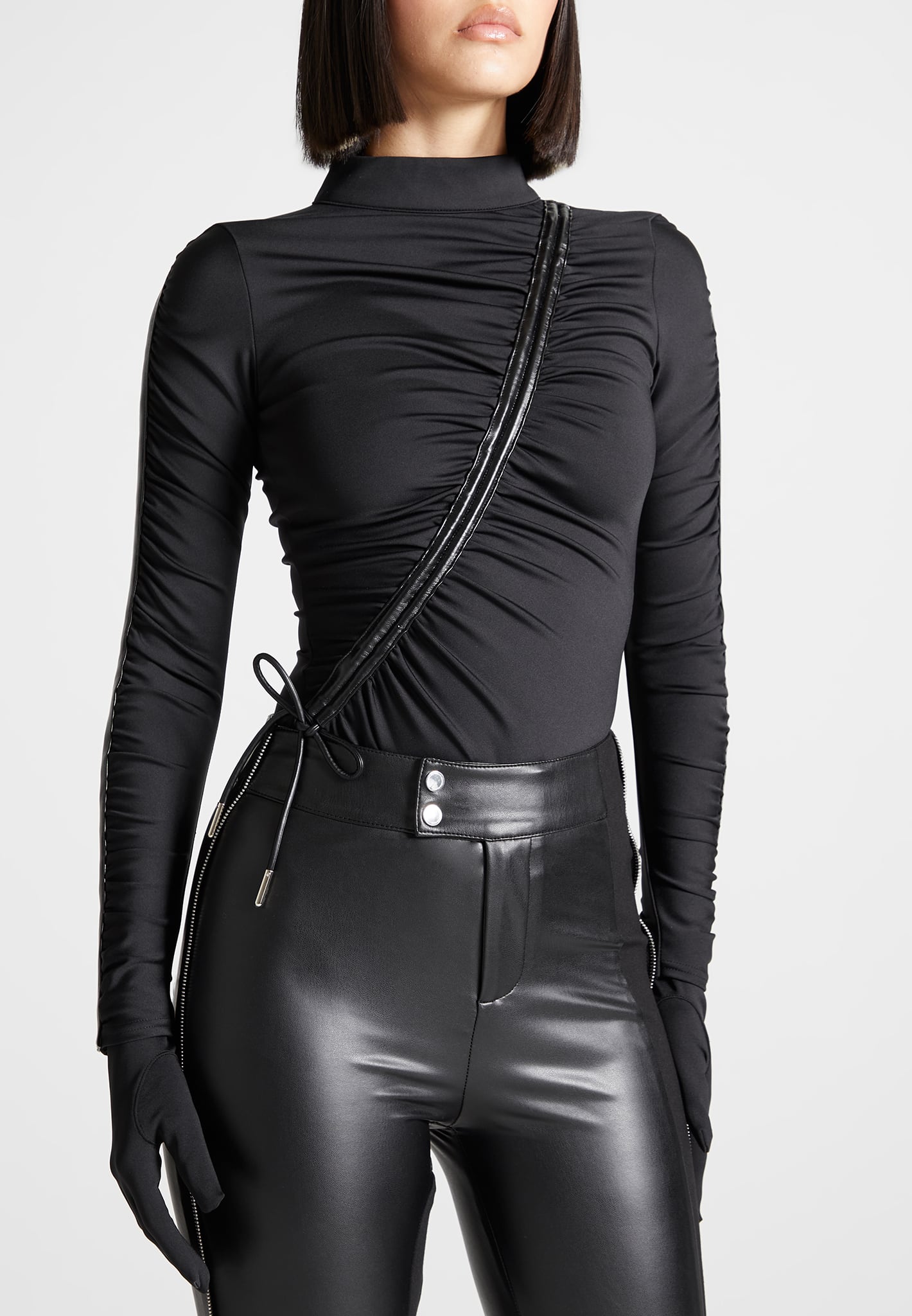 Glove Bodysuit with Ruching - Black | Manière De Voir