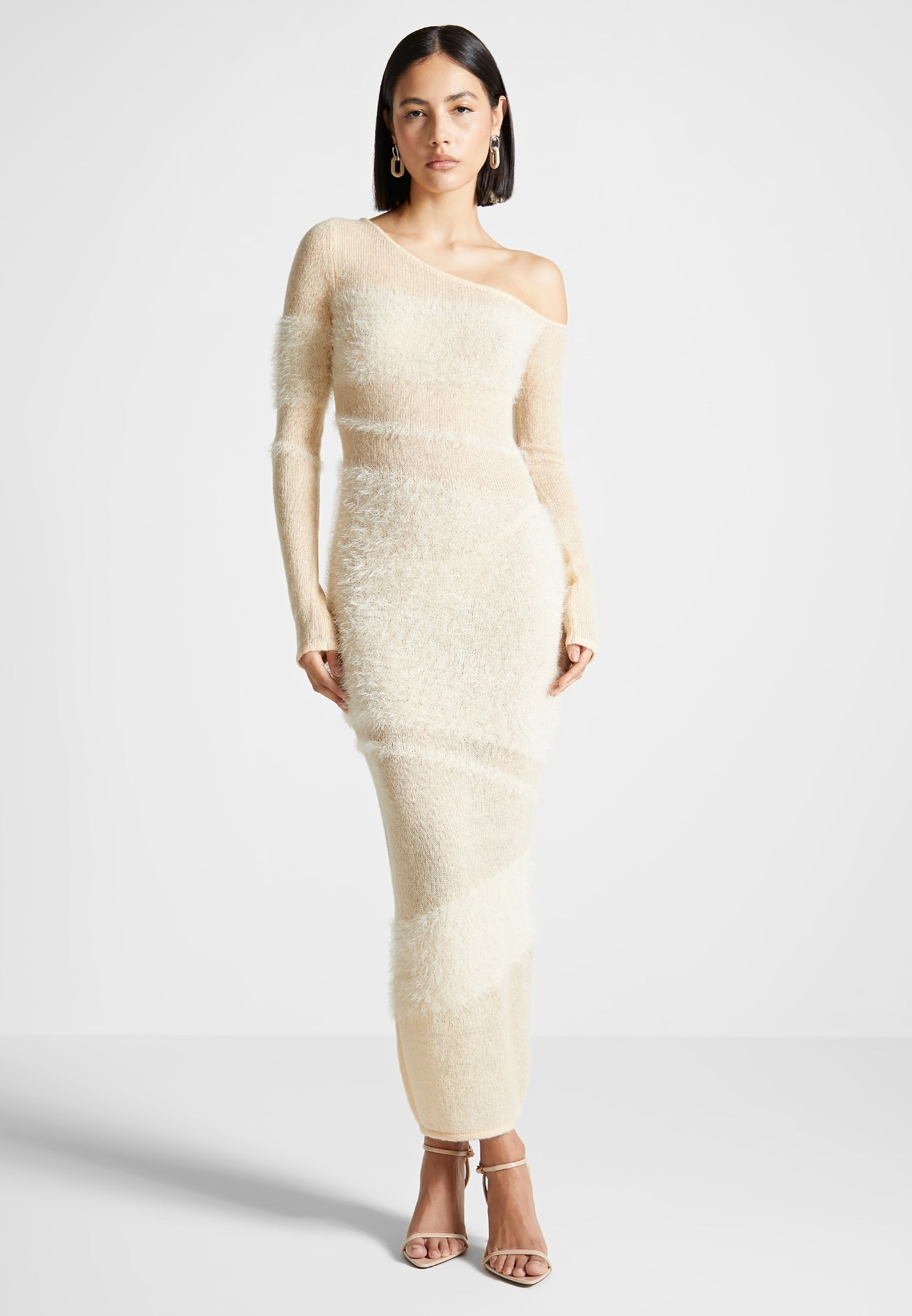 Off Shoulder Knitted Midi Dress Beige Manière De Voir 