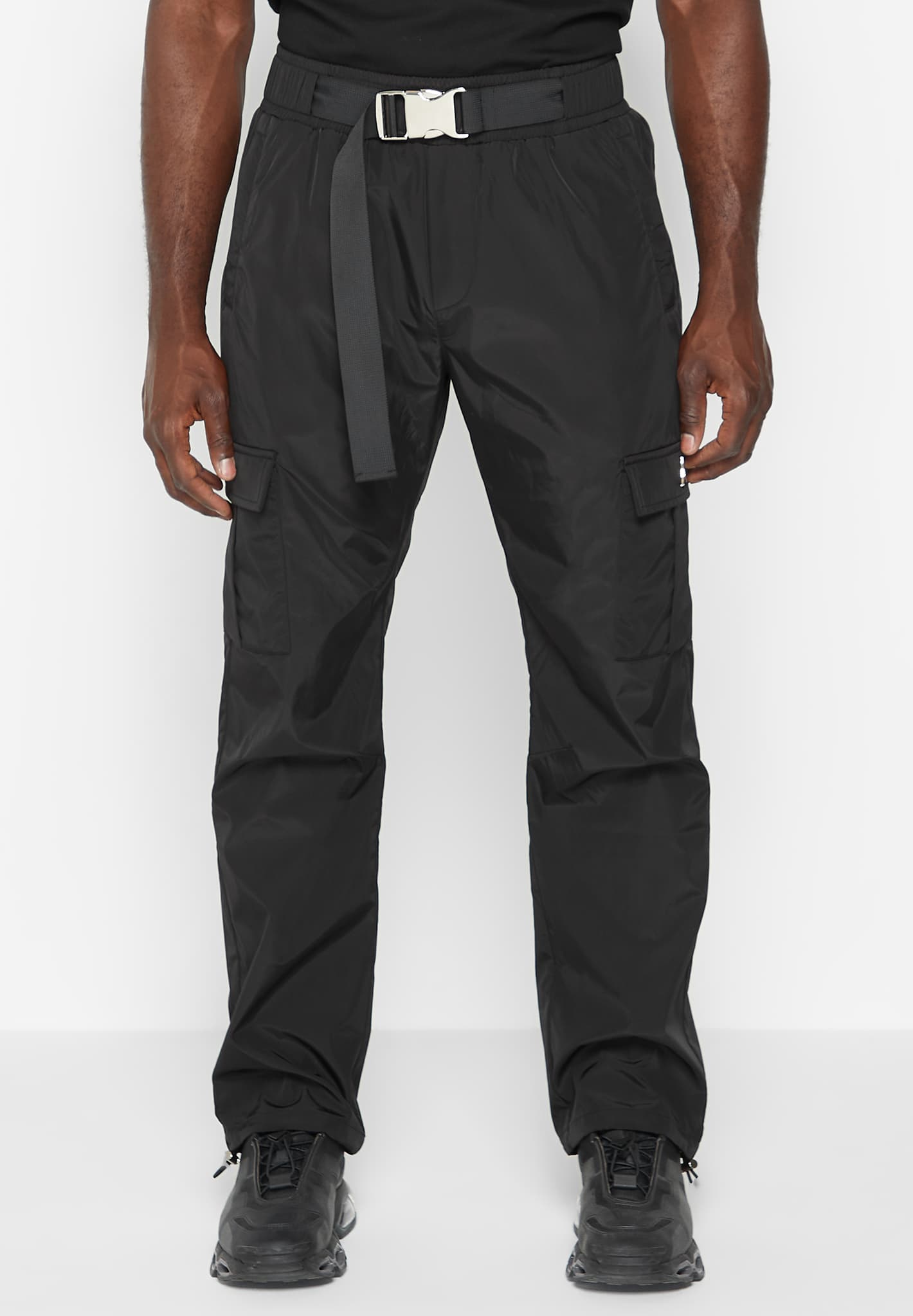 Reverse Etavirp Nylon Pants. XL-