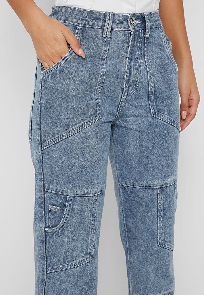 Pocket Detail Mom Jeans - Mid Blue | Manière De Voir
