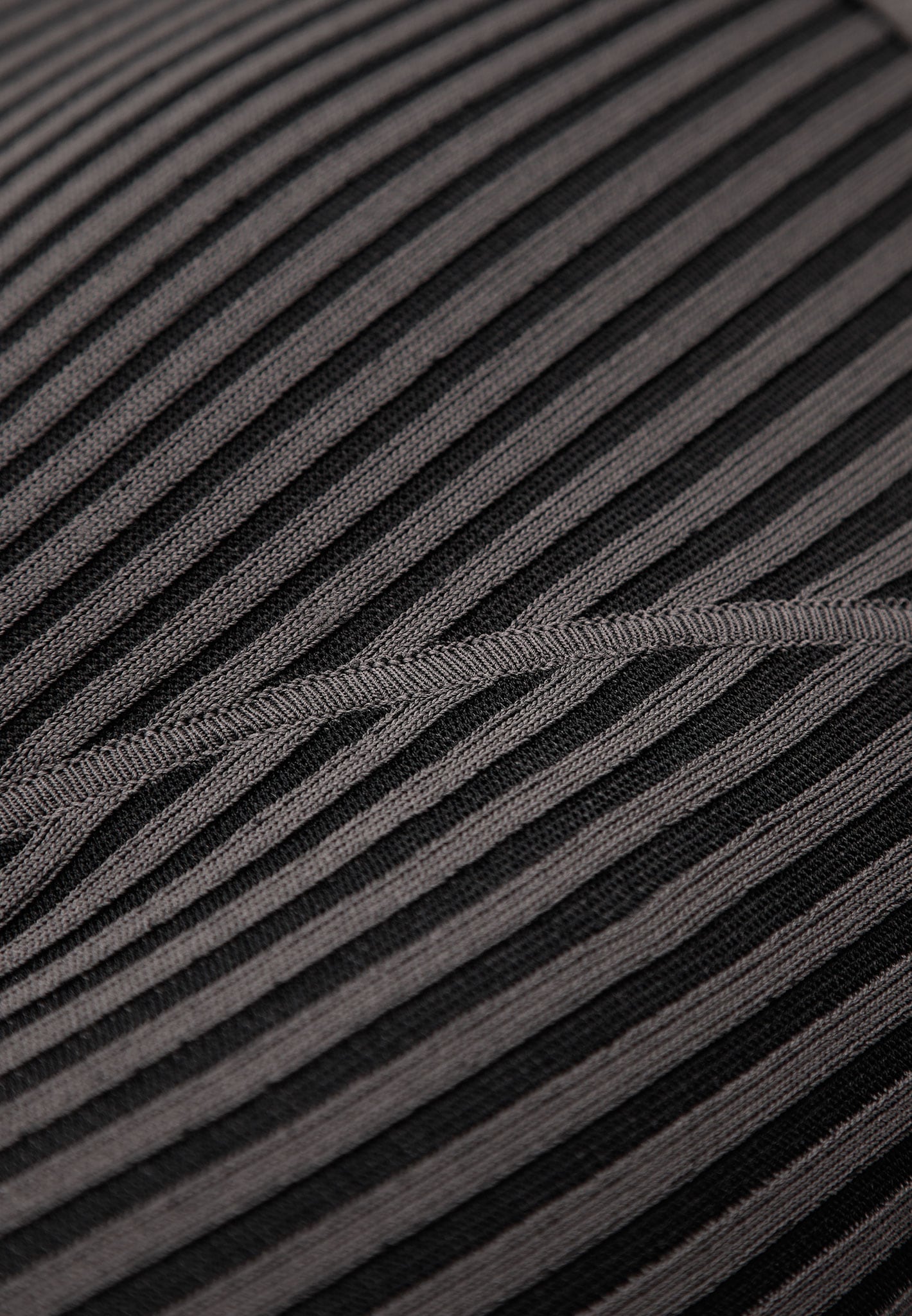 Knitted Two Tone Jumpsuit with Belt - Grey/Black | Manière De Voir