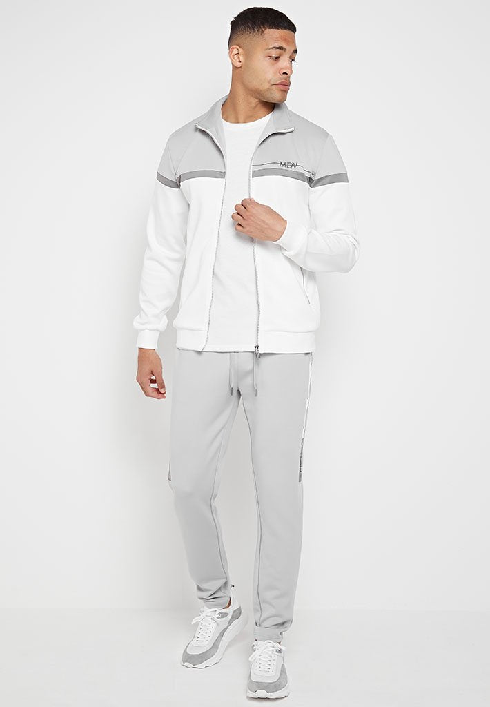 white colour tracksuit