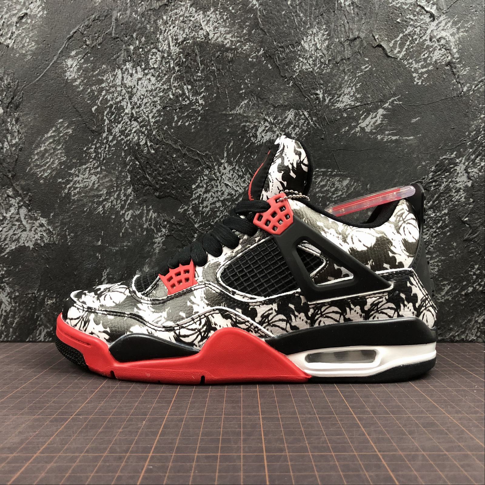 jordan 4 graffiti