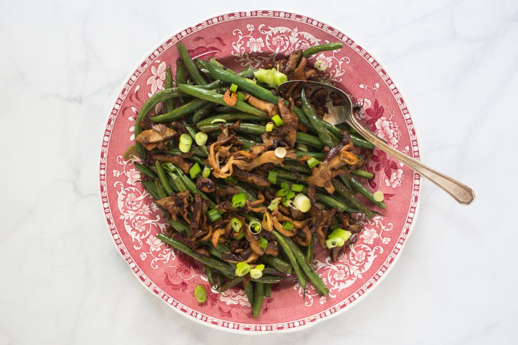 Sautéed Green Beans with Crispy Oyster Mushrooms | Farm To People ...