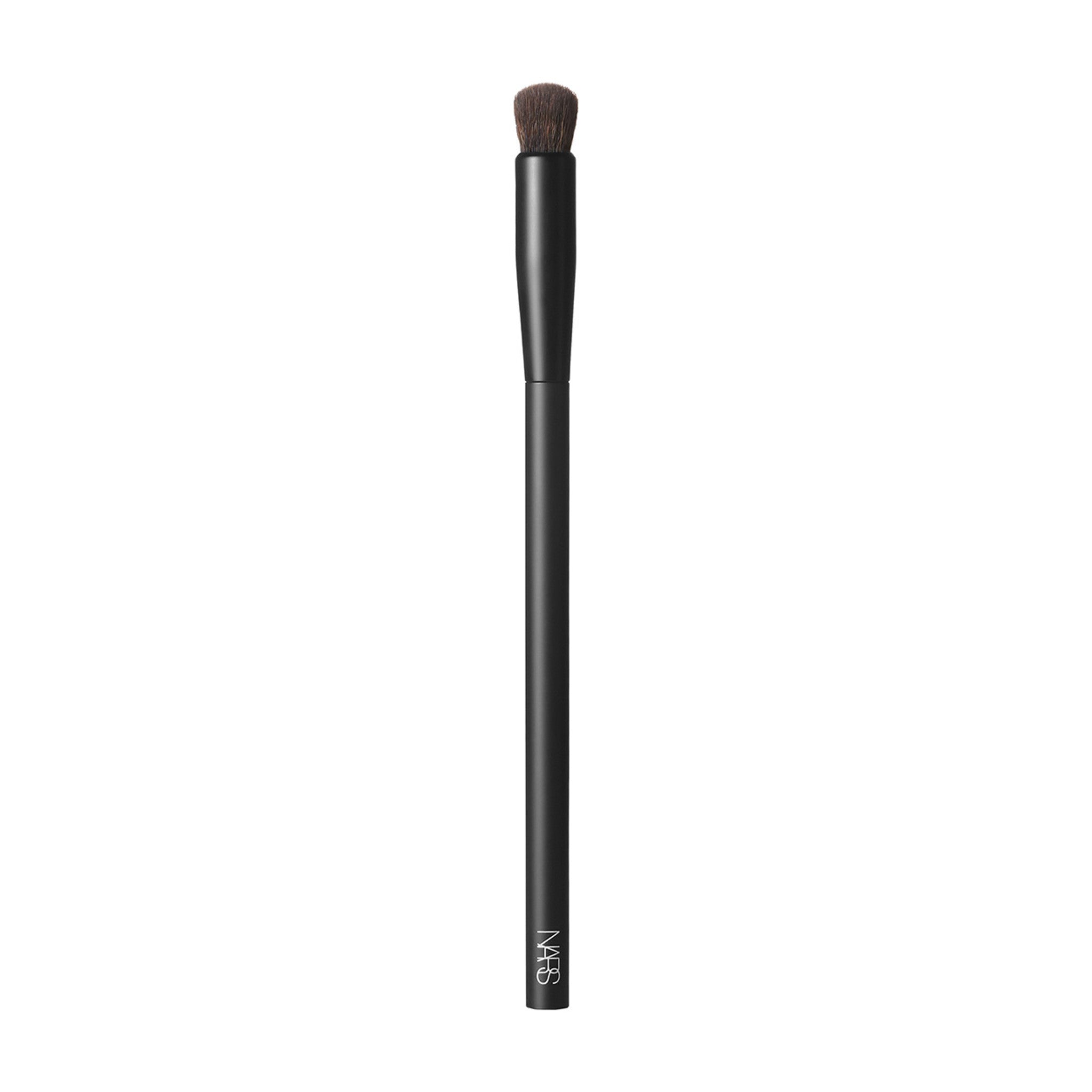 #11 Soft Matte Complete Concealer Brush main image.