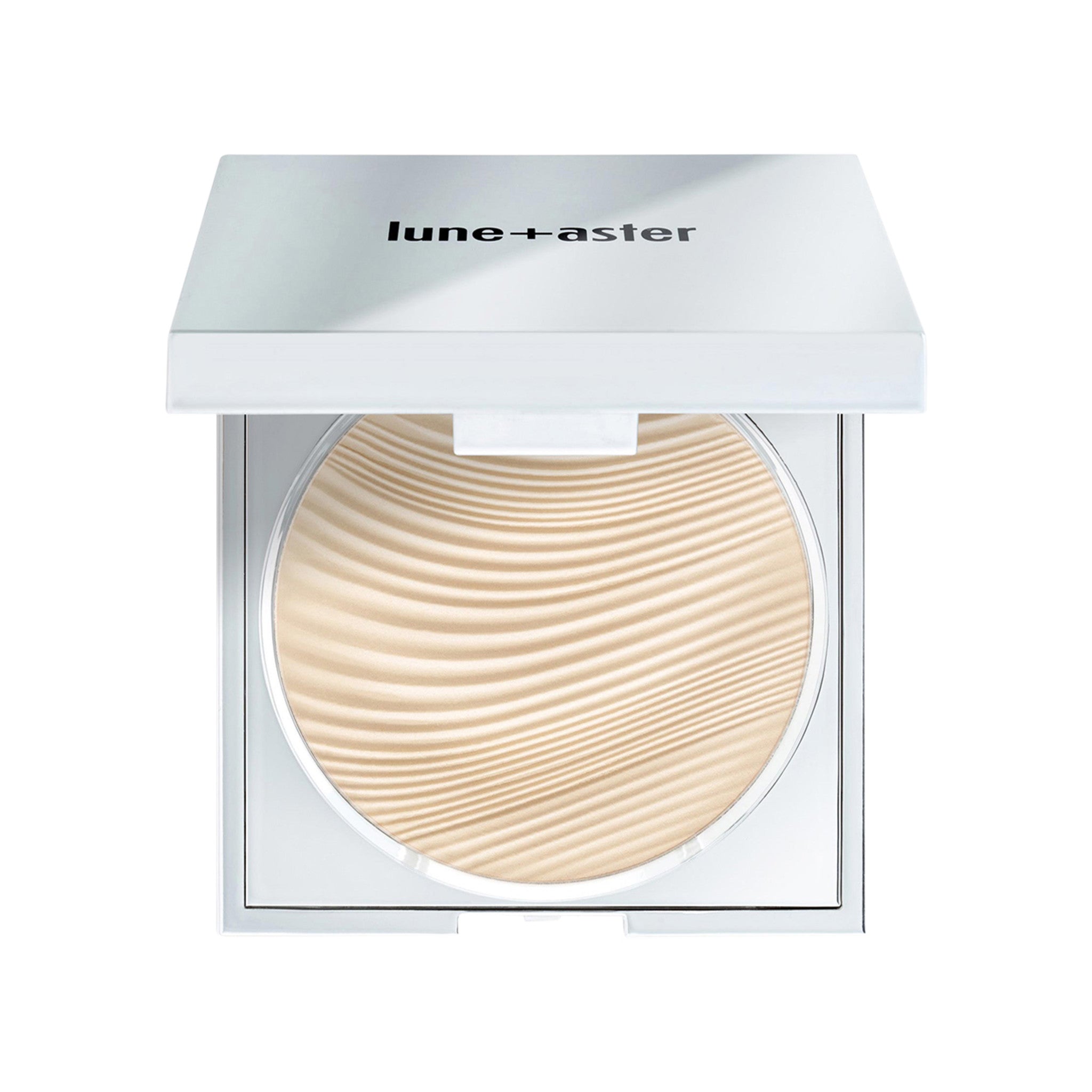 SuperStar Translucent Pressed Powder main image.