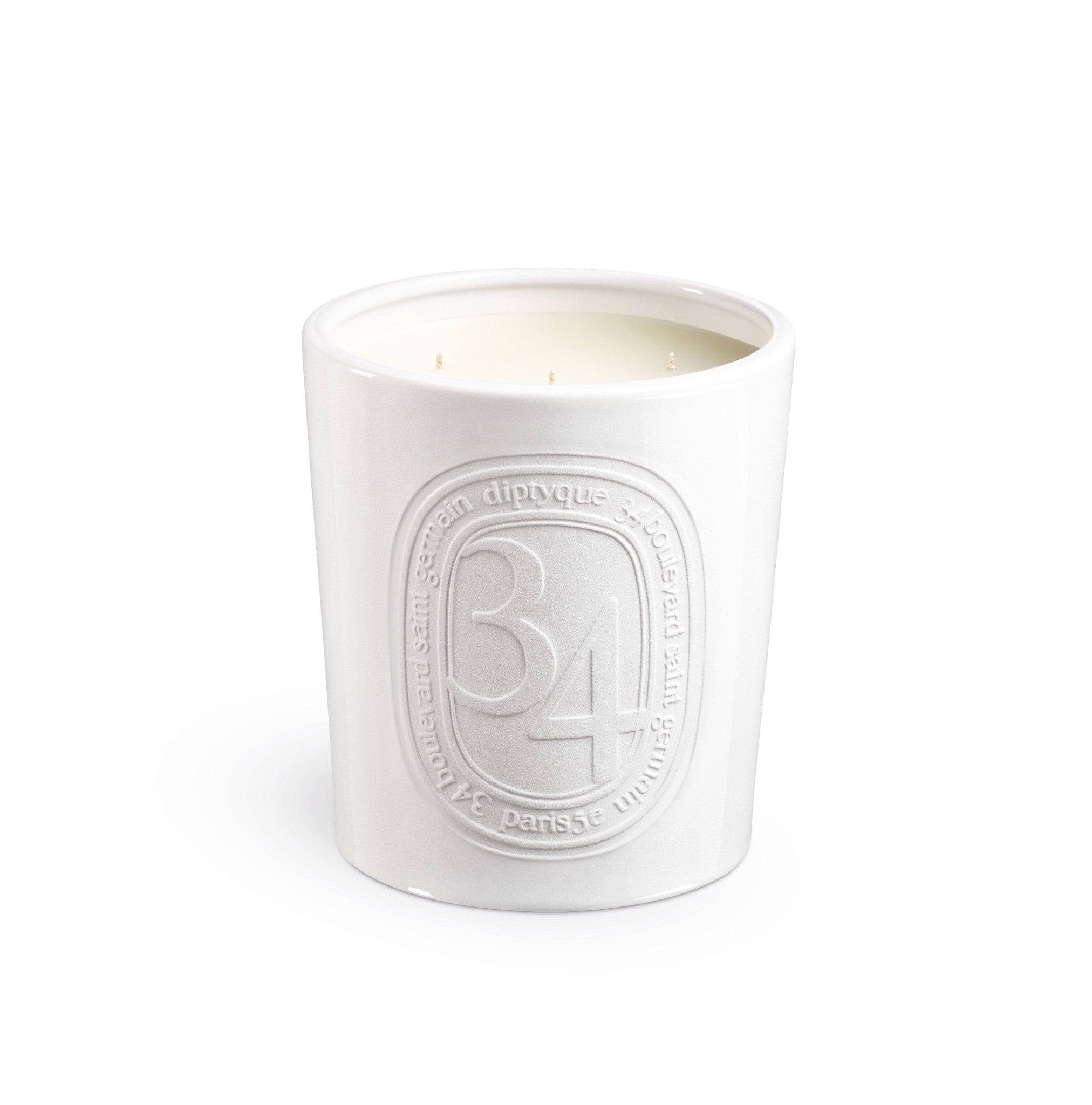 34 Boulevard Saint Germain Candle main image.