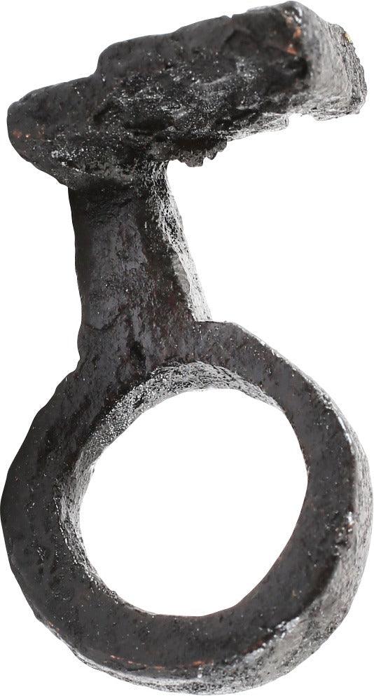 ROMAN/MEDIEVAL KEY RING, 4TH-8TH CENTURY AD SIZE 4 陆