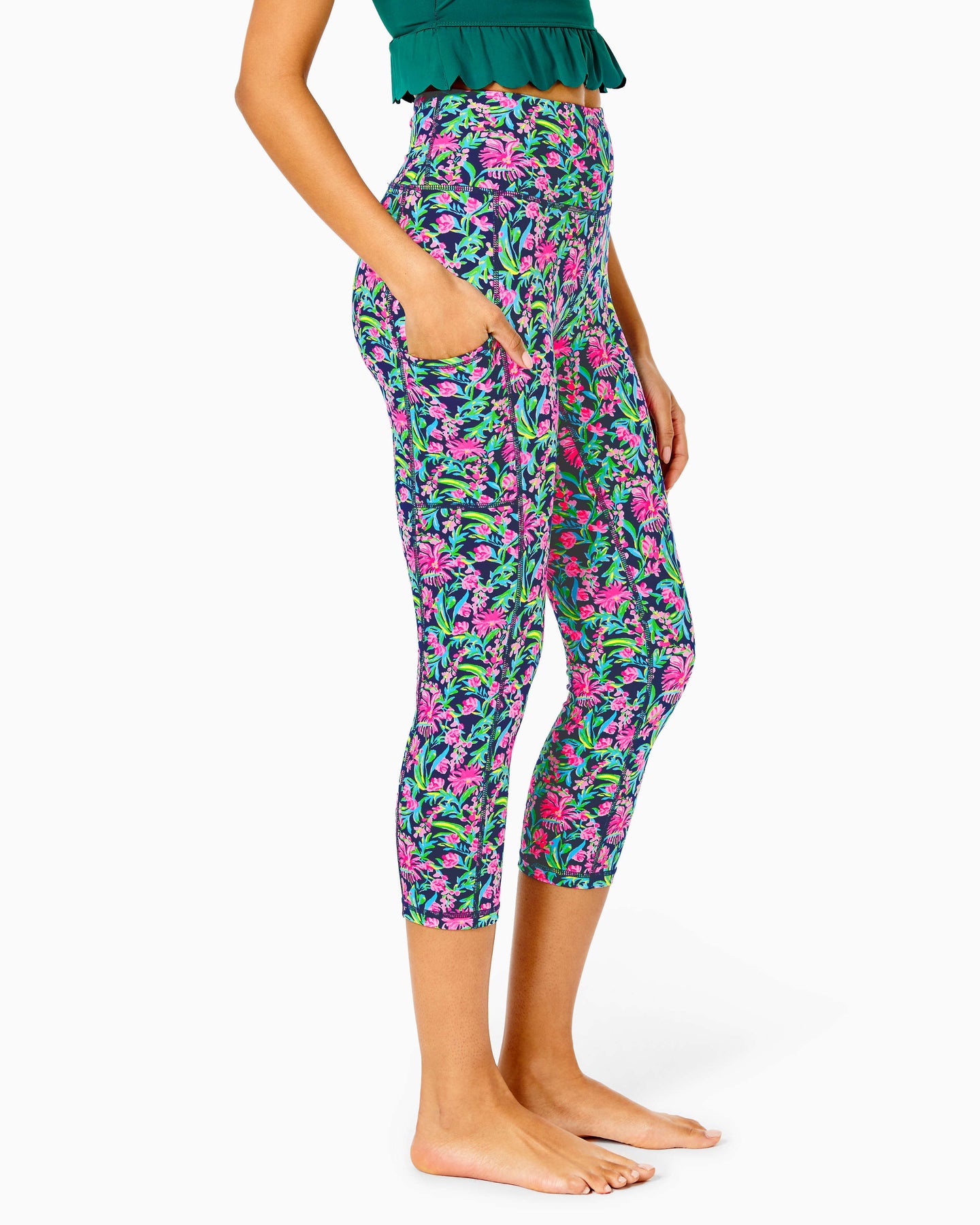 Lilly Pulitzer UPF 50+ Luxletic Girls Mini Weekender Legging Low Tide –  Fenwick Float-ors