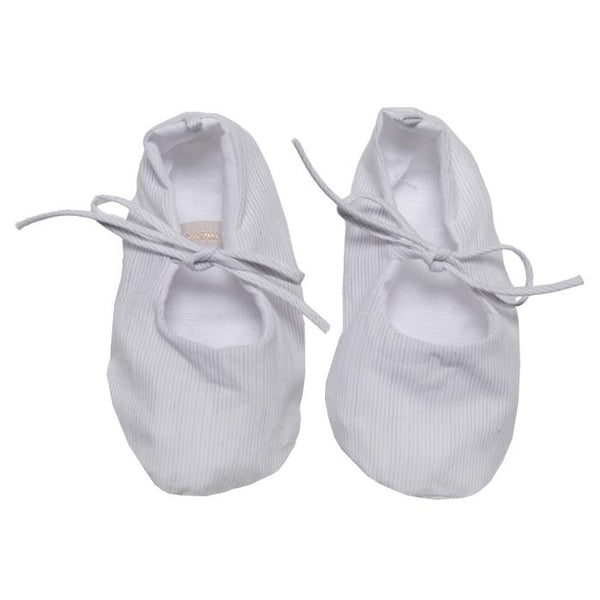 white newborn shoes